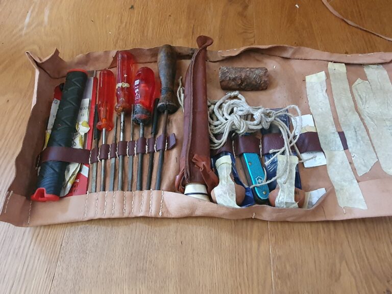 Gebetsflöten Werkzeuge