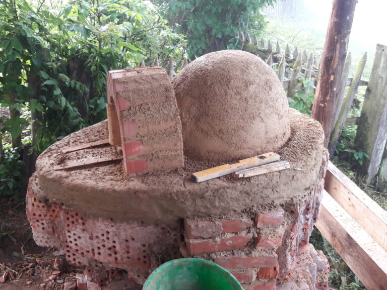 Lehmofen Bogen und Sandform